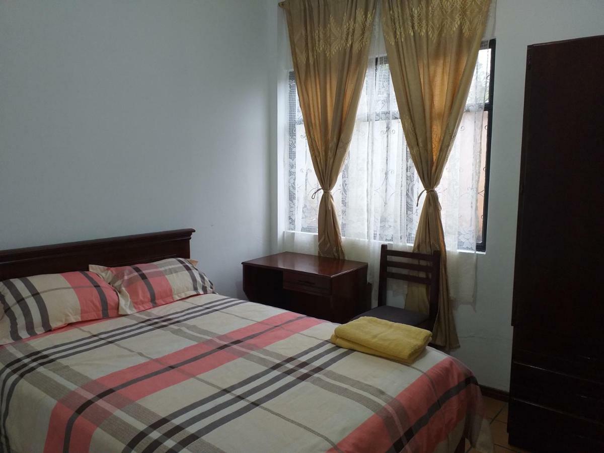 Hotel Casa Del Peregrino Santo Thomas à Baños Extérieur photo